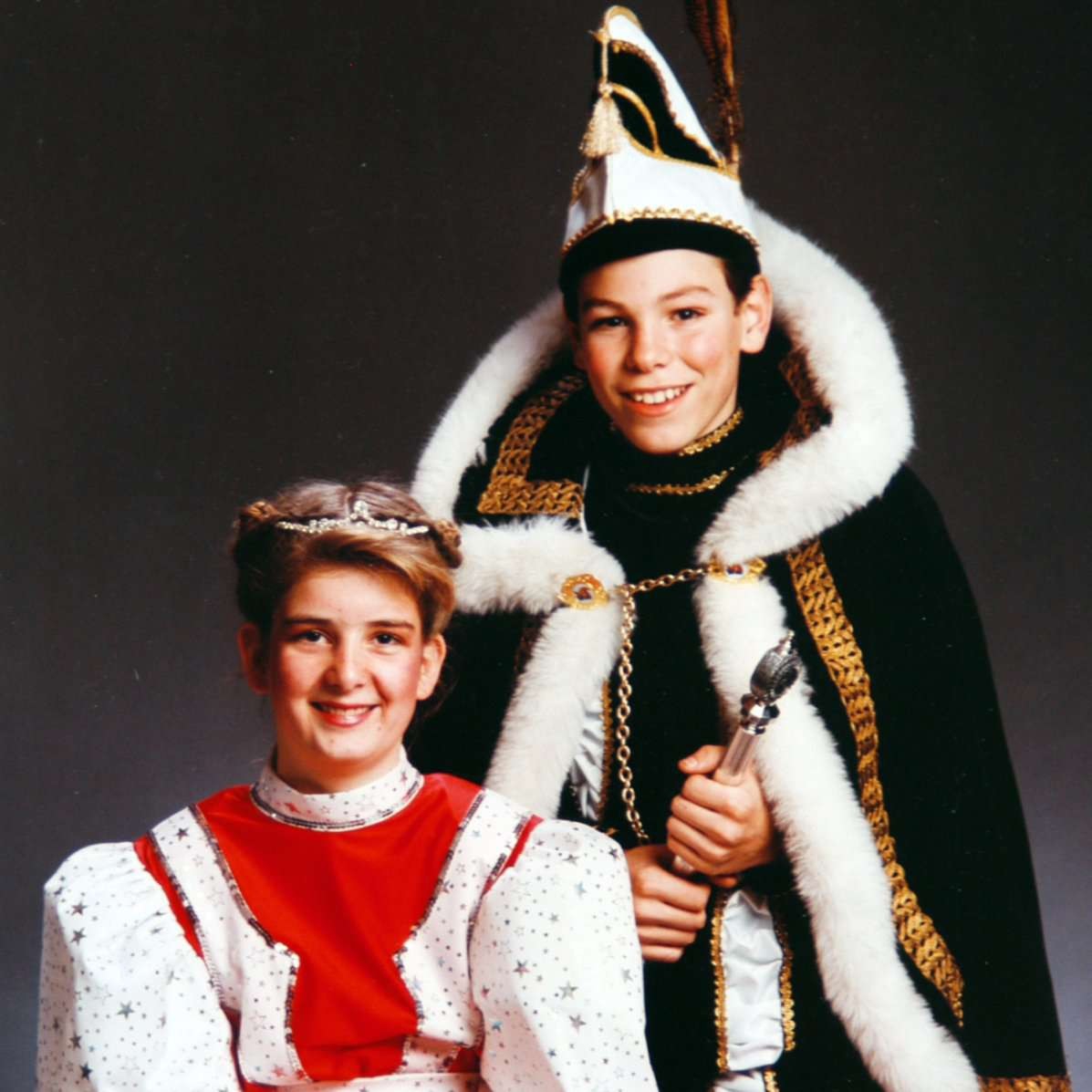 1990<br/>Prins Bas Maas<br/>Prinses Jacqueline Rooijakkers<br/>Adjudant Joris Doorenbosch