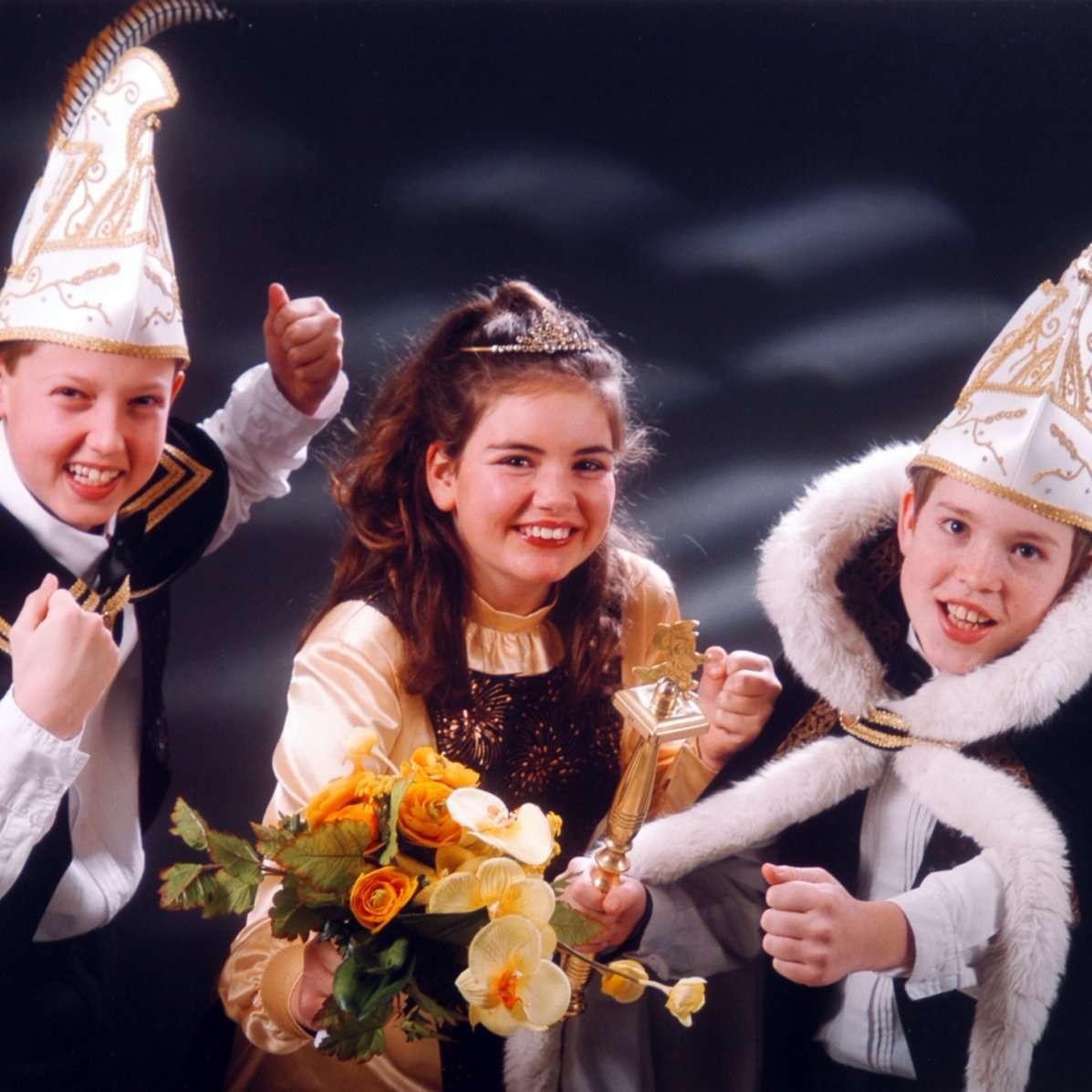 2003<br/>Prins Mark van de Palen,<br/>Prinses Elke Zabel,<br/>Adjudant Twan van Hout