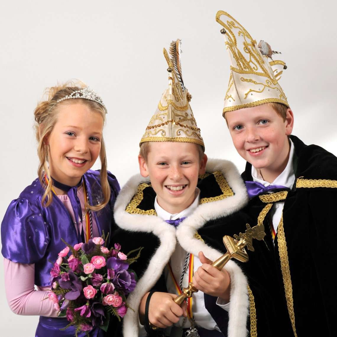 2009<br/>Prins Jelle Biemans,<br/>Prinses Mirthe Rutjes,<br/>Adjudant Maarten Kolijn