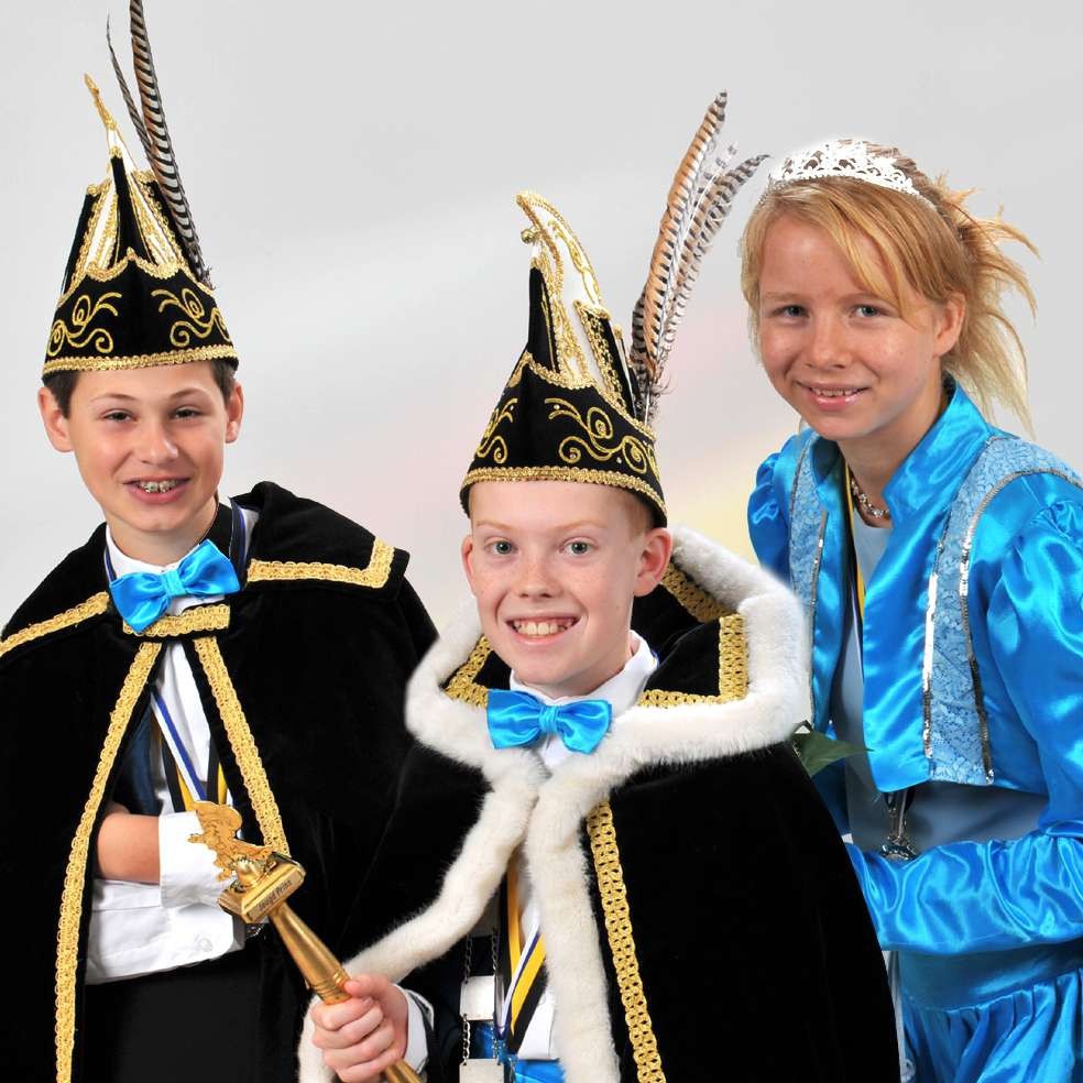 2011</br>Prins Wietse Reitsma,<br/>Prinses Carlijn Steenbakkers,<br/>Adj. Raoul Rodrigues de Miranda